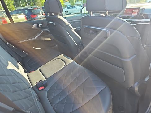 Used 2024 BMW X5 sDrive40i w/ Premium Package RWD image 11