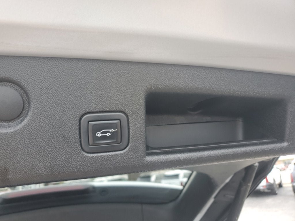 Used 2020 Chevrolet Equinox LT FWD image 55