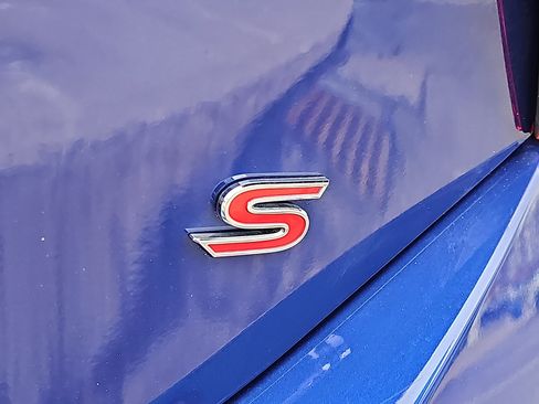 Used 2016 Toyota Corolla S image 30