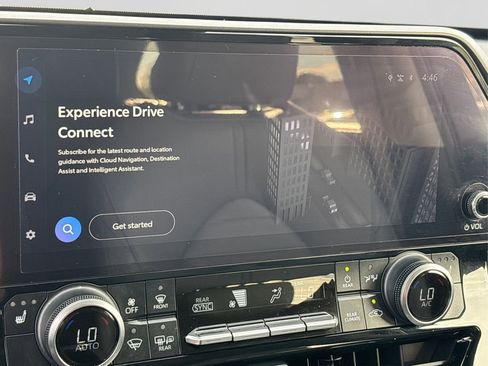 Used 2023 Toyota Highlander XLE image 30