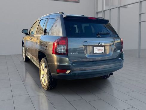 Used 2017 Jeep Compass Latitude image 6
