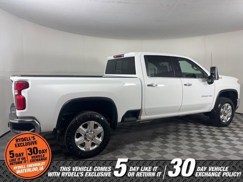 Used 2022 Chevrolet Silverado 2500 LTZ w/ LTZ Plus Package image 3