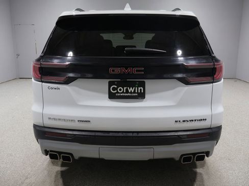 Used 2024 GMC Acadia Elevation AWD/4WD image 3