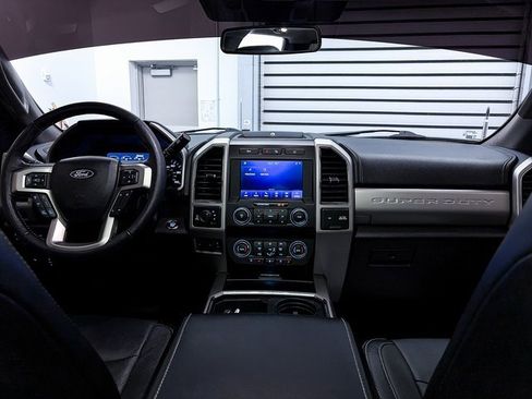 Used 2020 Ford F250 Lariat image 25