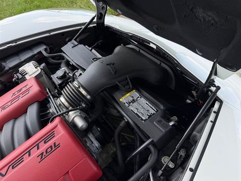 Used 2007 Chevrolet Corvette Z06 w/ Preferred Equipment Group RWD image 68