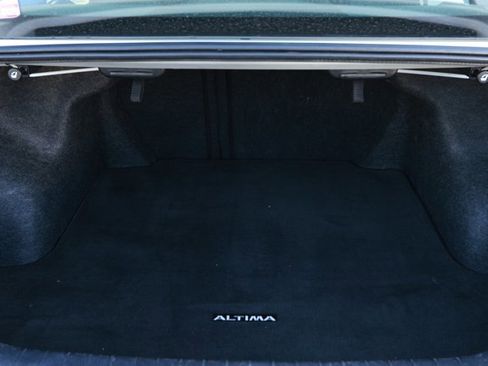 Used 2024 Nissan Altima 2.5 S image 10