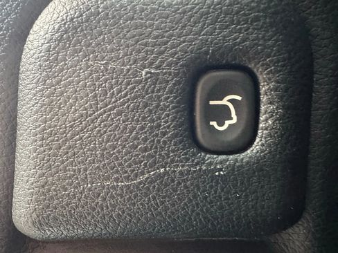Used 2020 Jeep Grand Cherokee Overland AWD/4WD image 27