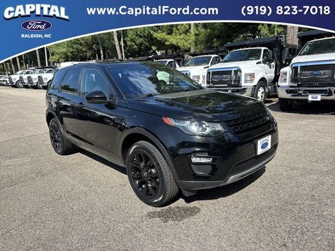 Used 2019 Land Rover Discovery Sport HSE AWD/4WD image 2