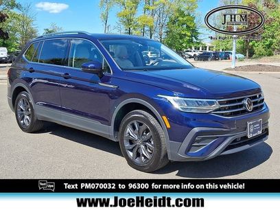 Used 2023 Volkswagen Tiguan SE w/ Panoramic Sunroof Package