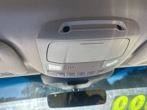 Used 2019 Lincoln Nautilus Select w/ Class II Trailer Tow Package image 15