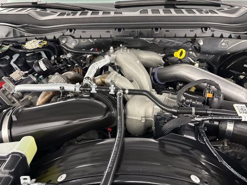 Used 2025 Ford F250 XLT w/ FX4 Off-Road Package image 29