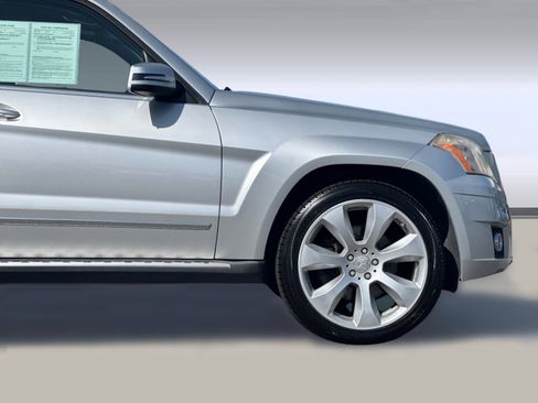 Used 2011 Mercedes-Benz GLK 350 2WD image 34