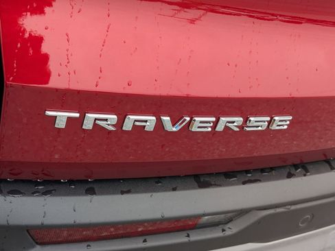 New 2026 Chevrolet Traverse LT w/ Enhanced Driving Package image 6