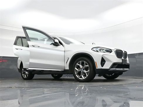 Used 2024 BMW X3 xDrive30i image 36