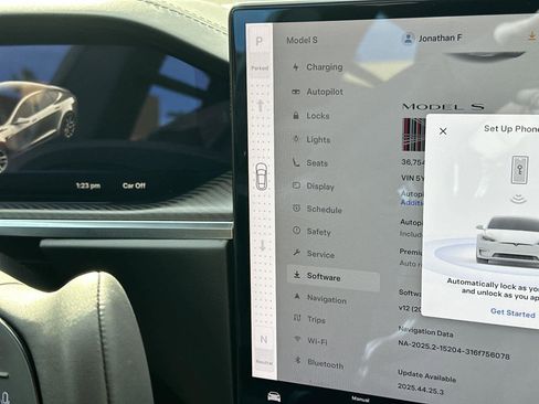 Used 2023 Tesla Model S Plaid image 18