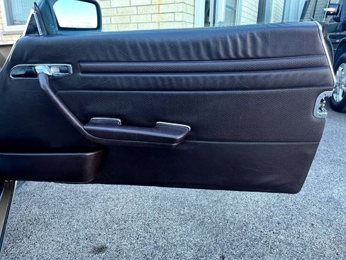 Used 1987 Mercedes-Benz 560 SL image 40