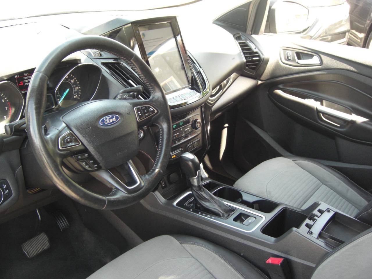 Used 2017 Ford Escape Titanium FWD image 7