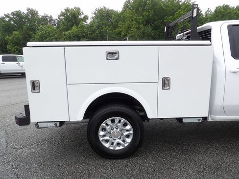 Used 2022 Chevrolet Silverado 2500 LT w/ Convenience Package AWD/4WD image 56