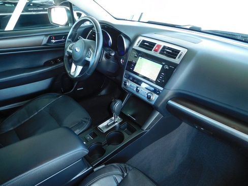 Used 2017 Subaru Legacy 2.5i Limited AWD/4WD image 15