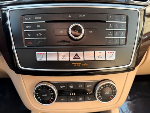 Used 2017 Mercedes-Benz GLE 350 GLE 350 w/ Parking Assist Package image 39