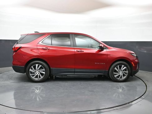Used 2024 Chevrolet Equinox LT w/ LPO, Floor Liner Package FWD image 31