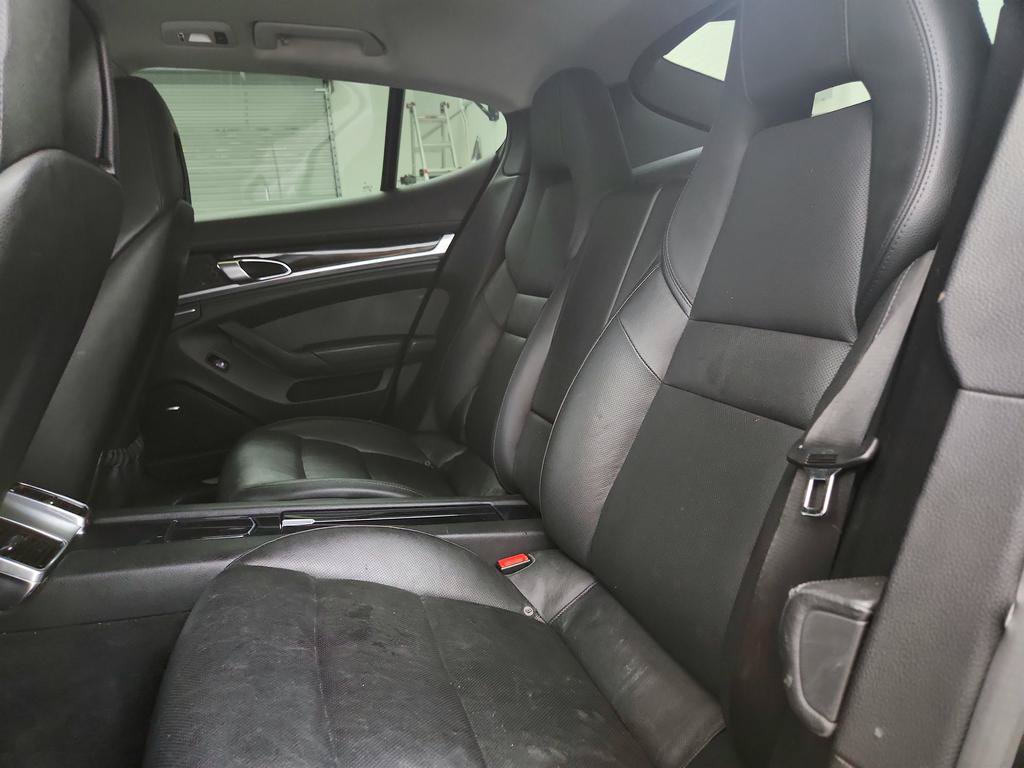 Used 2014 Porsche Panamera 4 AWD/4WD image 23