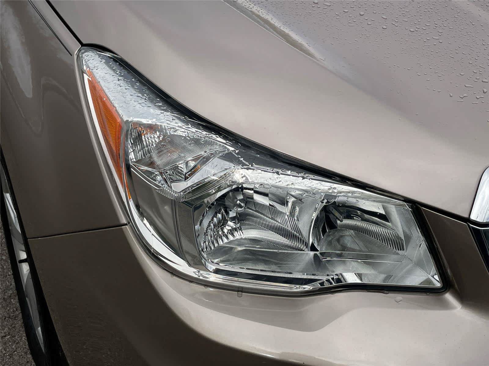 Used 2015 Subaru Forester 2.5i Limited AWD/4WD image 9