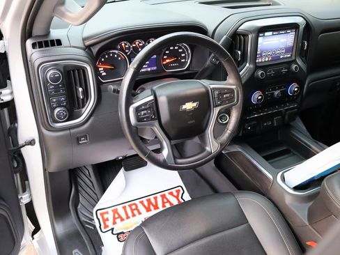 Used 2022 Chevrolet Silverado 1500 LTZ image 24