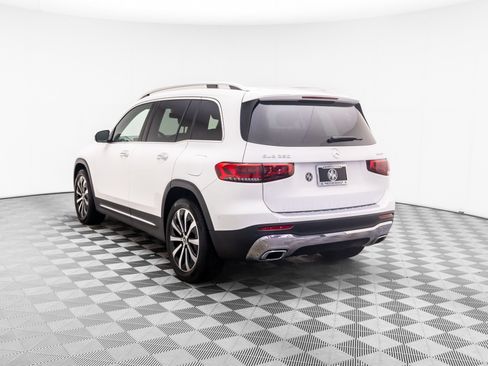 Used 2023 Mercedes-Benz GLB 250 4MATIC image 3