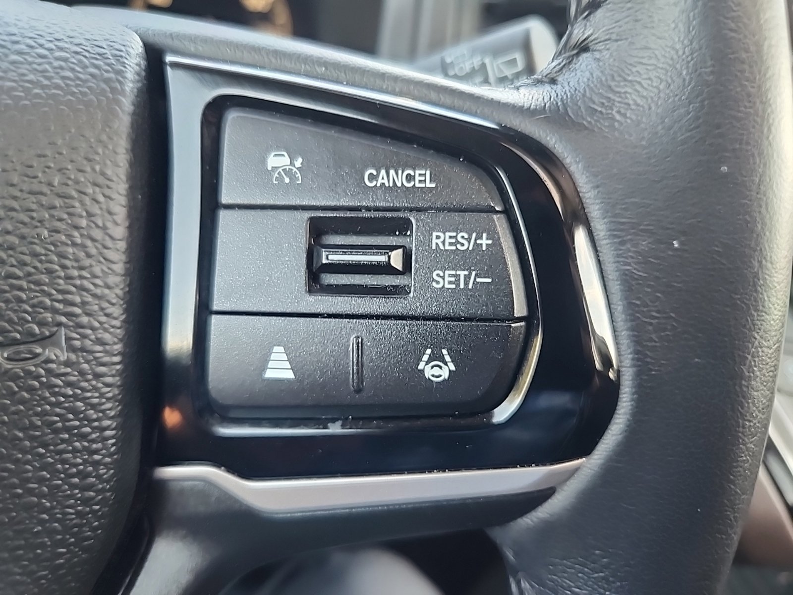Used 2025 Honda Odyssey Touring image 20