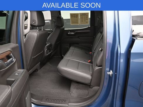 Used 2024 GMC Sierra 1500 SLT AWD/4WD image 29