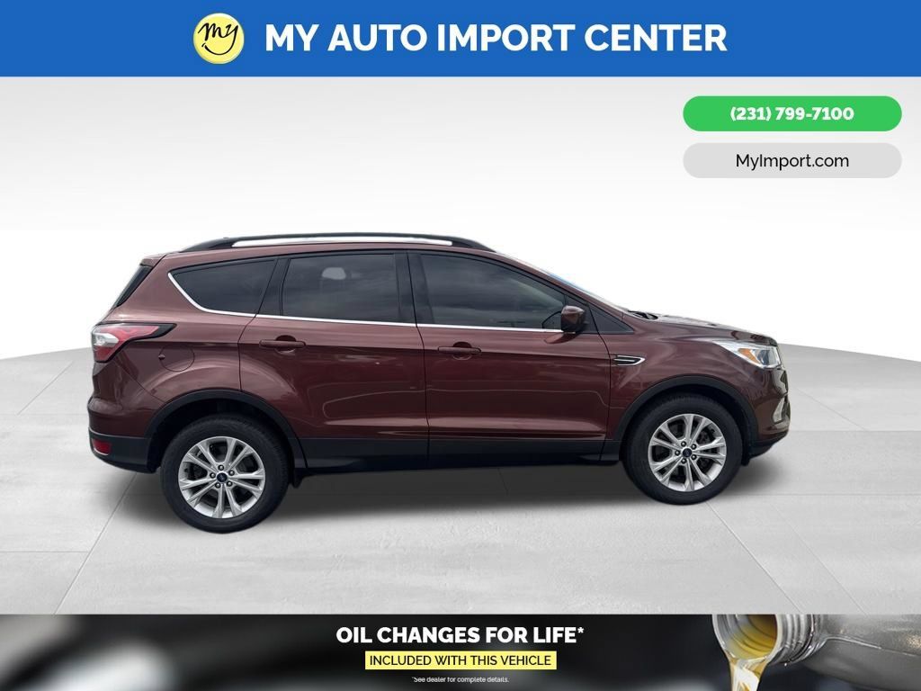 Used 2018 Ford Escape SE w/ SE Sync 3 Package AWD/4WD image 8