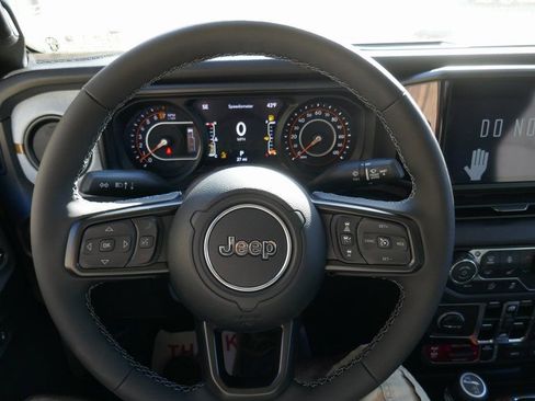 New 2026 Jeep Gladiator Mojave AWD/4WD image 24