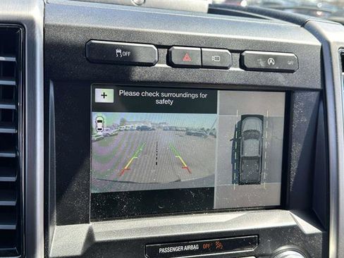 Used 2018 Ford F150 Platinum w/ Equipment Group 701A Luxury AWD/4WD image 19