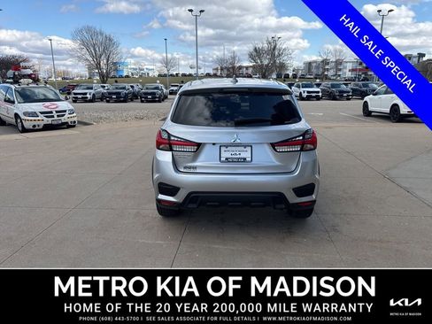 Used 2025 Mitsubishi Outlander Sport ES AWD/4WD image 4