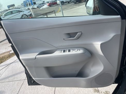 New 2026 Hyundai Kona SE image 29