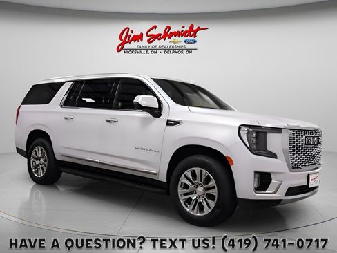 Used 2023 GMC Yukon XL Denali AWD/4WD image 1