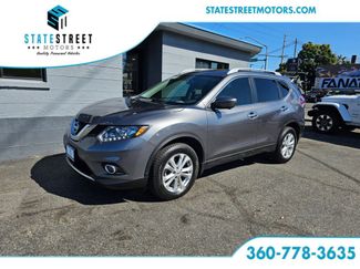 Used 2016 Nissan Rogue SV image 1