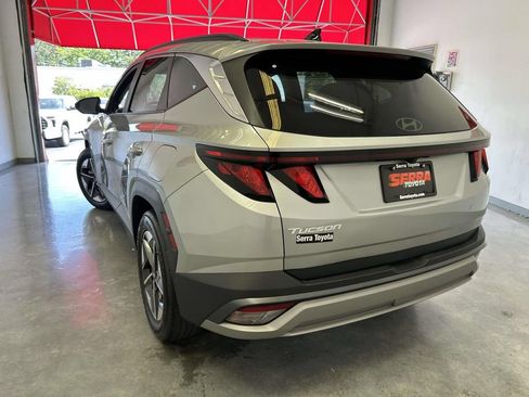 Used 2025 Hyundai Tucson SEL FWD image 5