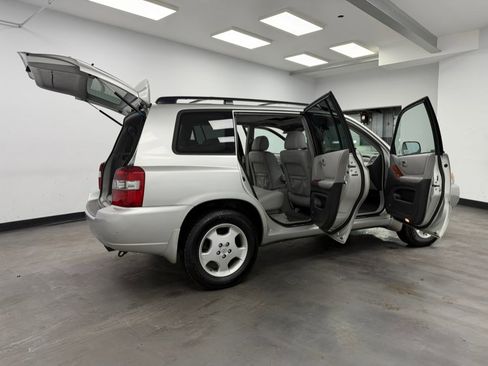 Used 2006 Toyota Highlander Limited image 28