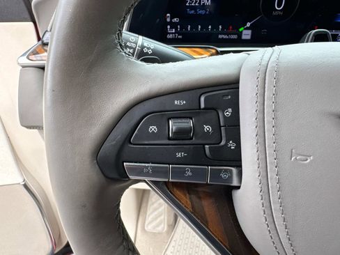 Certified 2024 Cadillac Escalade Sport Platinum image 33