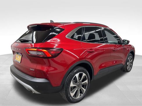 Certified 2023 Ford Escape Platinum w/ Premium Technology Package image 3