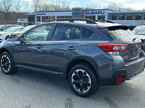 Used 2021 Subaru Crosstrek 2.0i Premium image 6