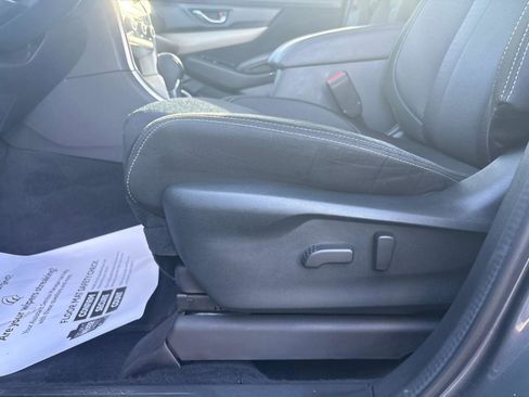 Used 2022 Subaru Ascent Premium w/ Convenience Package image 19