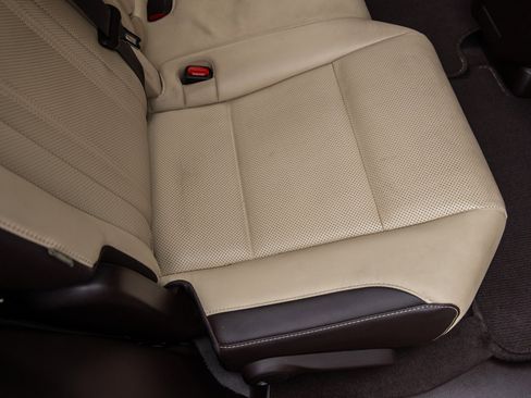 Used 2018 Lexus RX 350L FWD image 39