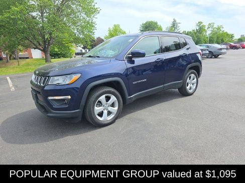 Used 2020 Jeep Compass Latitude w/ Popular Equipment Group AWD/4WD image 4