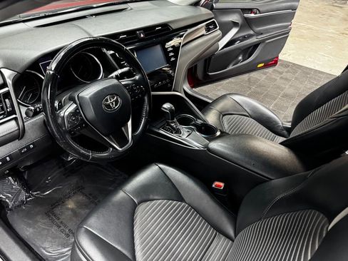 Used 2018 Toyota Camry SE w/ Protection Package (Q2) image 33