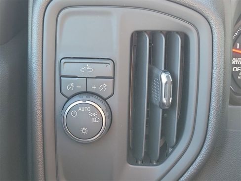 New 2026 Chevrolet Silverado 1500 W/T image 10
