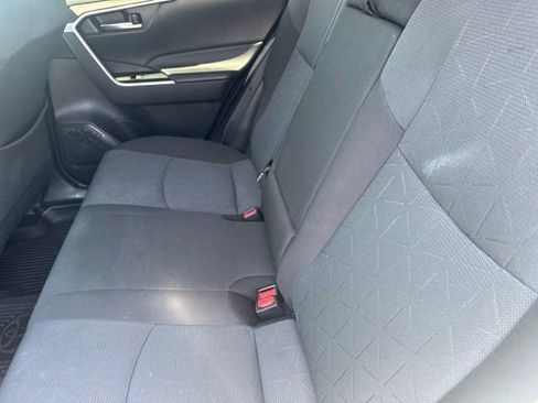 Used 2024 Toyota RAV4 XLE AWD/4WD image 12