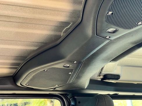 Used 2024 Jeep Wrangler Unlimited image 47